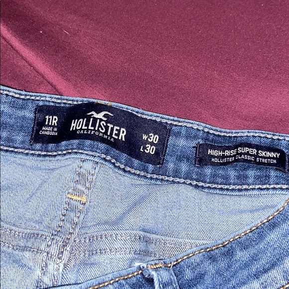 Jeans - Picture 2 of 3